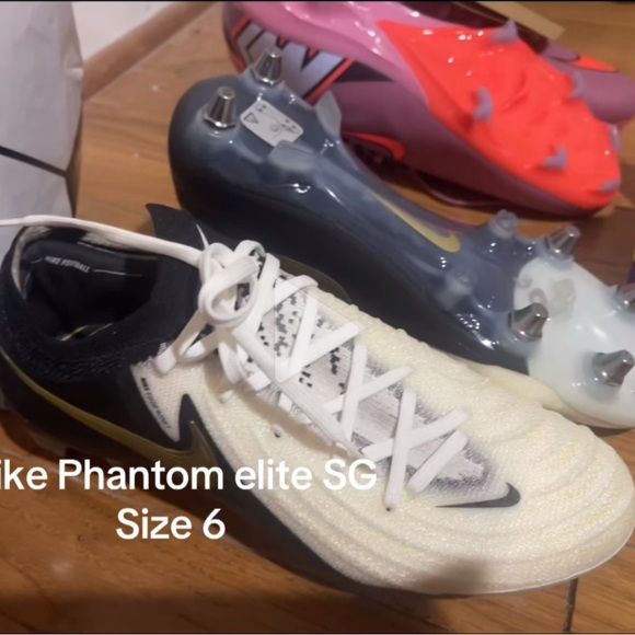 Nike Phantom Elite SG cleats - White and Black
